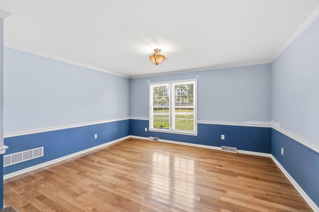 115 S Hill Road, Versailles, KY 40383