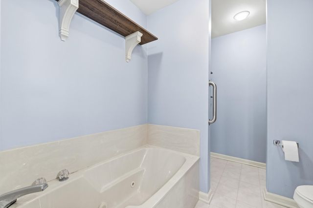 115 S Hill Road, Versailles, KY 40383