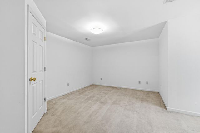 115 S Hill Road, Versailles, KY 40383