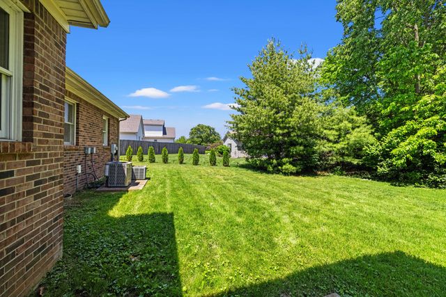 115 S Hill Road, Versailles, KY 40383