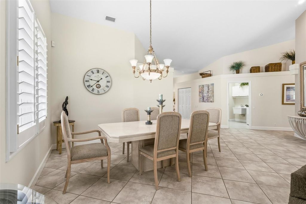 Image 18 of property listing at 8718 54TH AVENUE E, Bradenton, FL 34211