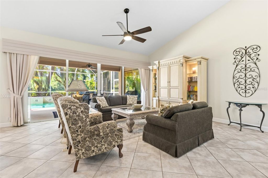 Image 20 of property listing at 8718 54TH AVENUE E, Bradenton, FL 34211