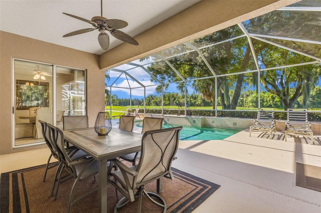 Image 30 of property listing at 8718 54TH AVENUE E, Bradenton, FL 34211