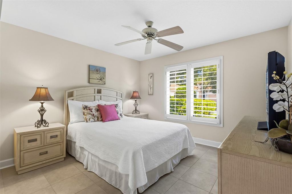 Image 48 of property listing at 8718 54TH AVENUE E, Bradenton, FL 34211
