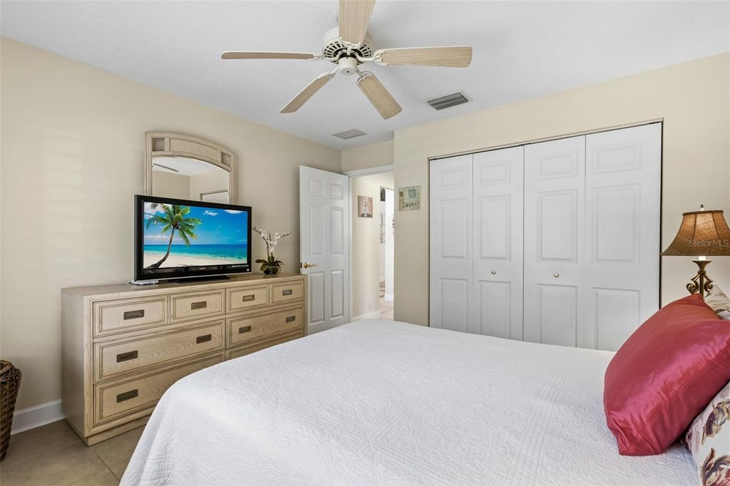 Image 50 of property listing at 8718 54TH AVENUE E, Bradenton, FL 34211