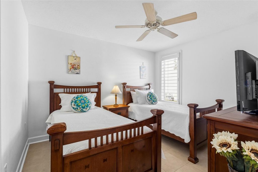 Image 52 of property listing at 8718 54TH AVENUE E, Bradenton, FL 34211