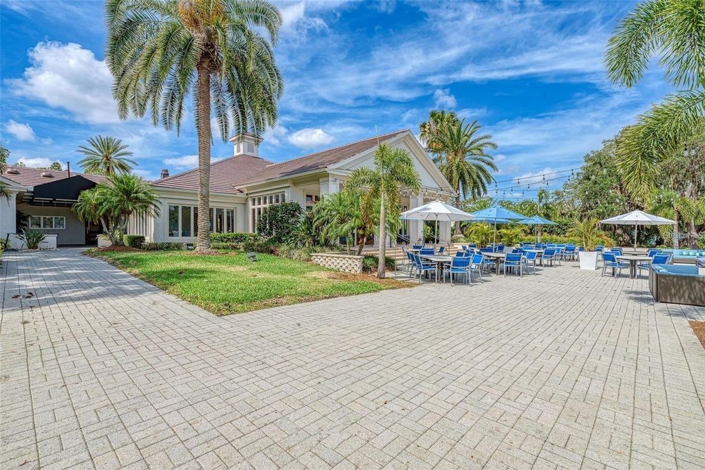 Image 72 of property listing at 8718 54TH AVENUE E, Bradenton, FL 34211