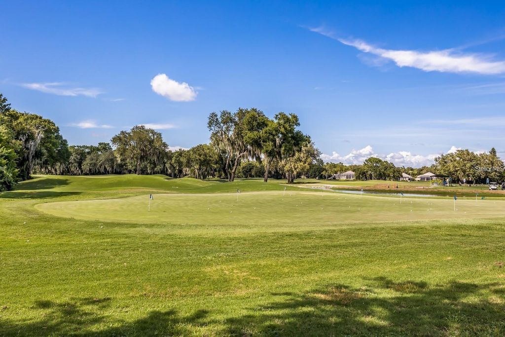 Image 82 of property listing at 8718 54TH AVENUE E, Bradenton, FL 34211