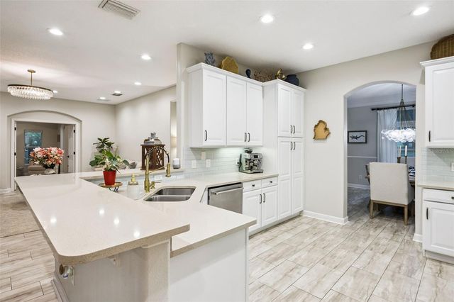 7648 LAKE ANGELINA DRIVE, Mount Dora, FL 32757
