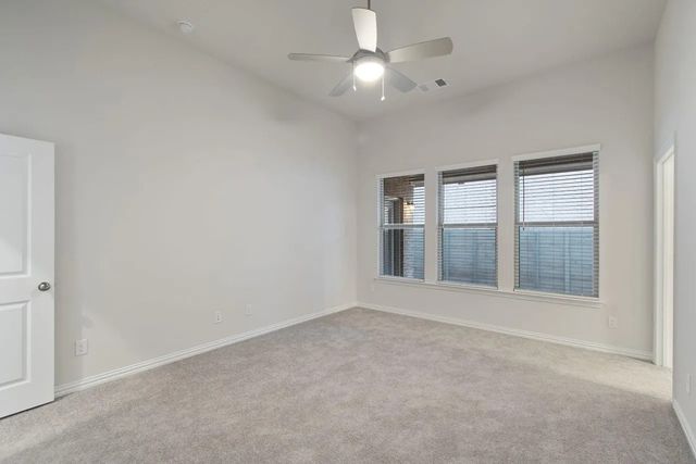 925 Plaza Lane, Argyle, TX 76226