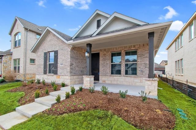 925 Plaza Lane, Argyle, TX 76226