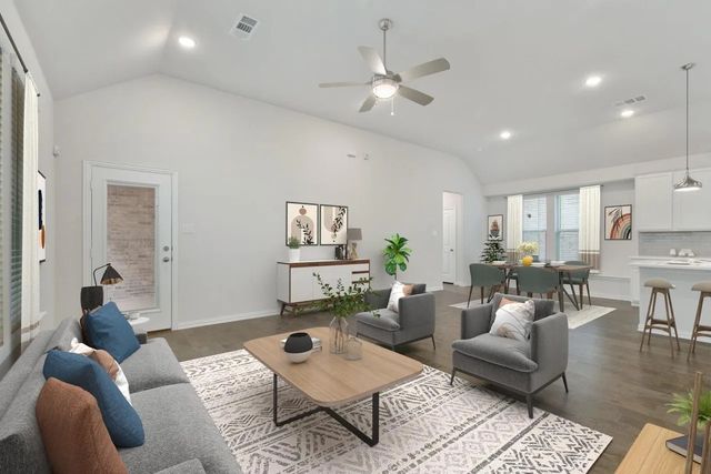 925 Plaza Lane, Argyle, TX 76226