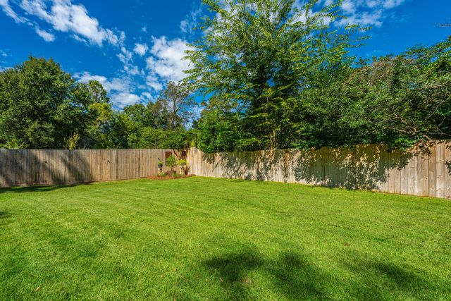 117 Fishburne Street, Walterboro, SC 29488