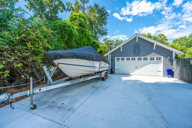 117 Fishburne Street, Walterboro, SC 29488