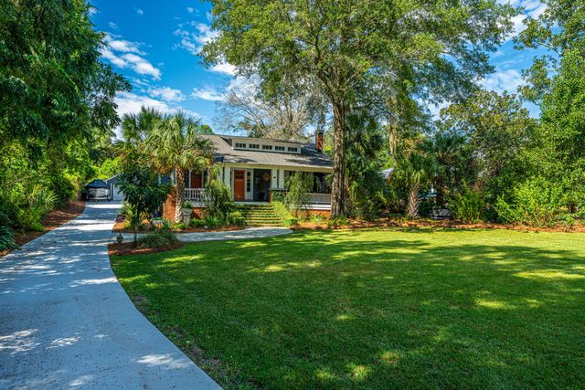 117 Fishburne Street, Walterboro, SC 29488