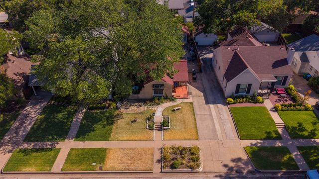 4313 El Campo Avenue, Fort Worth, TX 76107