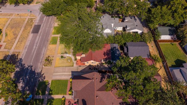 4313 El Campo Avenue, Fort Worth, TX 76107