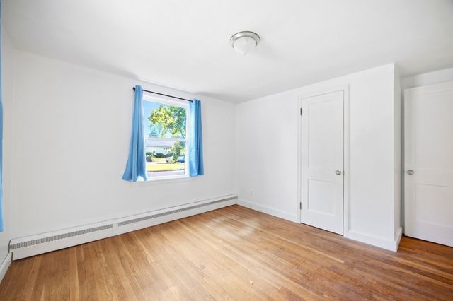 62 Haumont Ter, Springfield, MA 01104