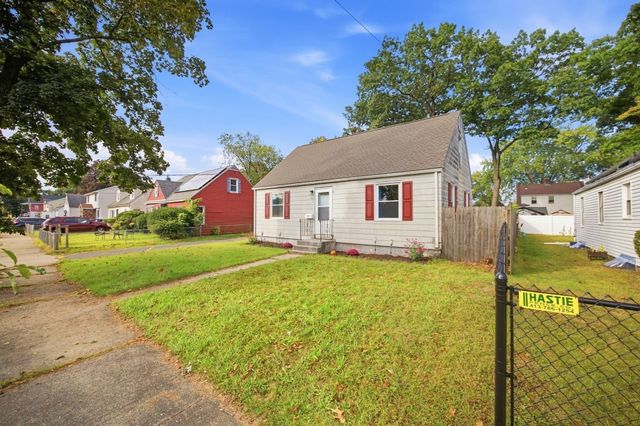 62 Haumont Ter, Springfield, MA 01104