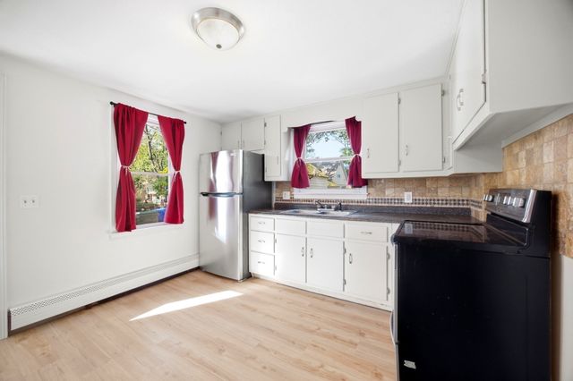 62 Haumont Ter, Springfield, MA 01104