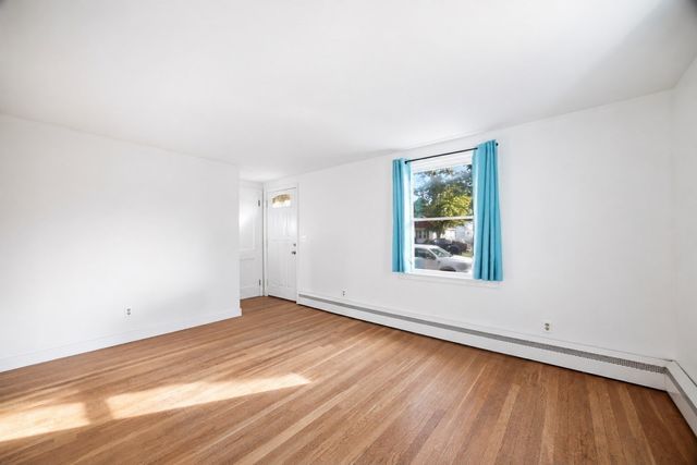 62 Haumont Ter, Springfield, MA 01104