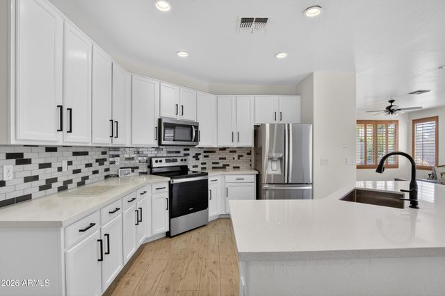 2969 S Martingale Road, Gilbert, AZ 85295