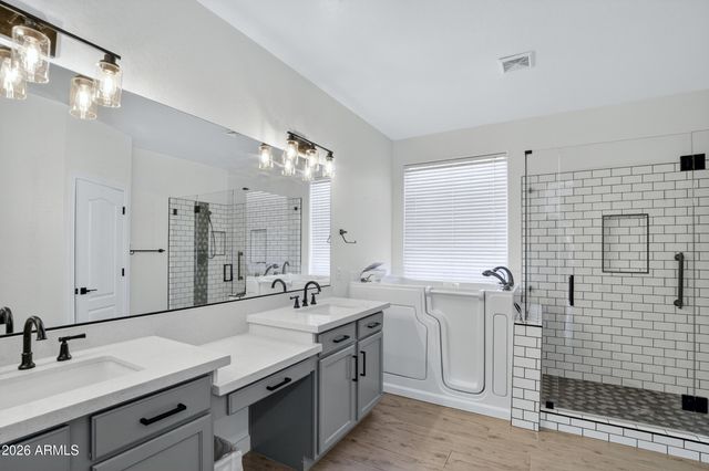 2969 S Martingale Road, Gilbert, AZ 85295