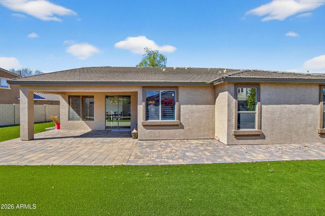 2969 S Martingale Road, Gilbert, AZ 85295