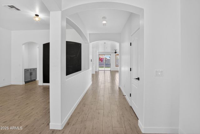 2969 S Martingale Road, Gilbert, AZ 85295