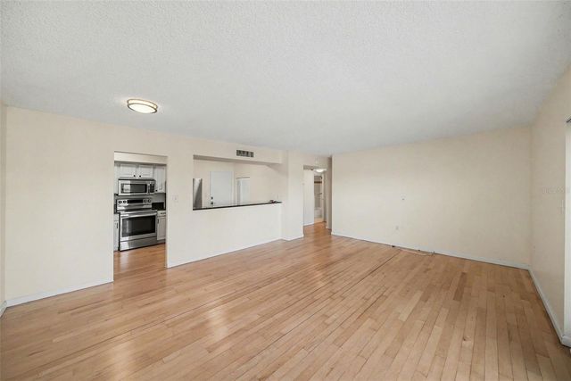 2401 BAYSHORE BOULEVARD 1007, Tampa, FL 33629