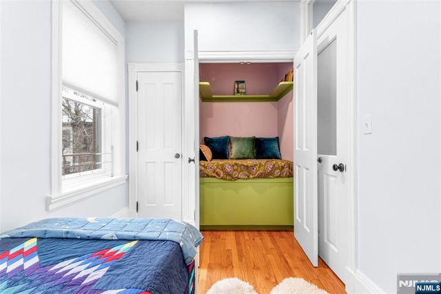 210 13th Street, Hoboken, NJ 07030