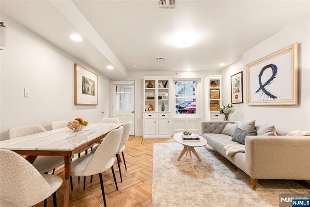 210 13th Street, Hoboken, NJ 07030