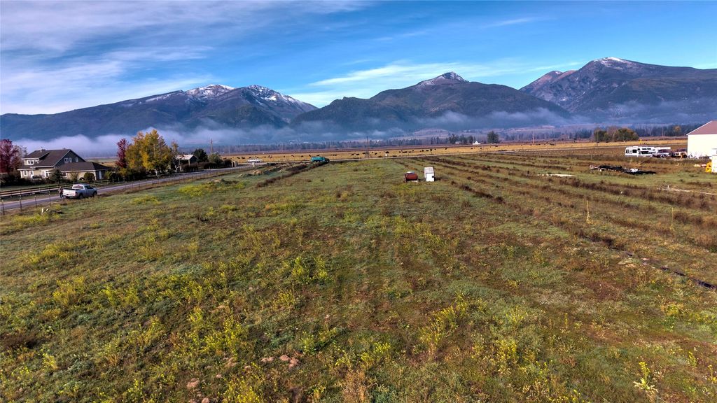 352 Lonesome Pine Trail, Stevensville, MT 59870 photo 4