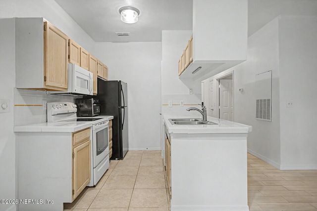 130 VERACRUZ Drive 718, Ponte Vedra Beach, FL 32082