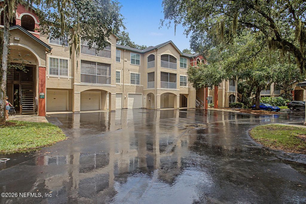 130 VERACRUZ Drive 718, Ponte Vedra Beach, FL 32082