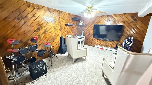 83 Ash St, Spencer, MA 01265