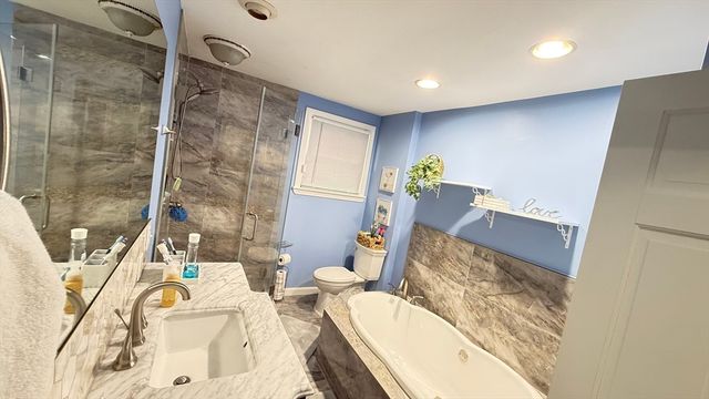 83 Ash St, Spencer, MA 01265