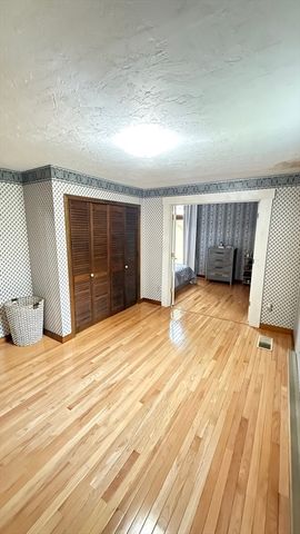 83 Ash St, Spencer, MA 01265