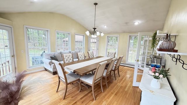 83 Ash St, Spencer, MA 01265