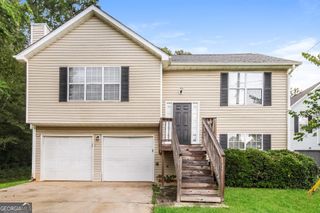 4240 Ward Bluff Drive, Ellenwood, GA 30294