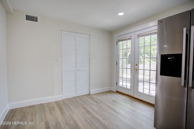 7227 WENDY Circle, Jacksonville, FL 32211