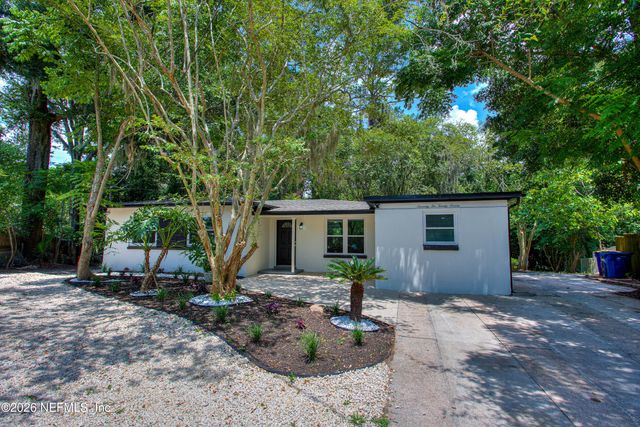 7227 WENDY Circle, Jacksonville, FL 32211