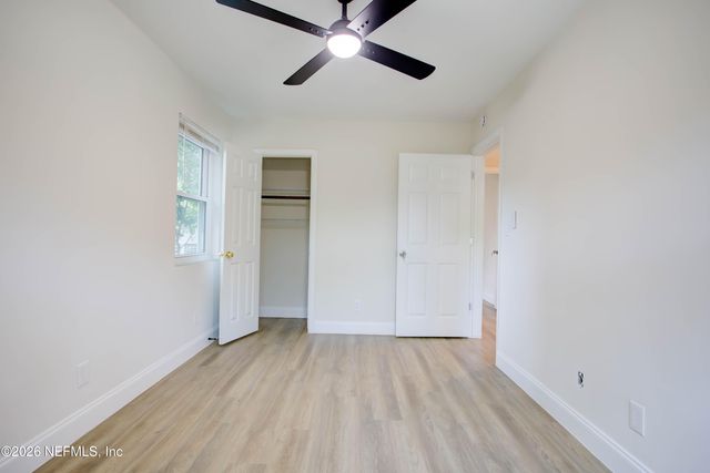 7227 WENDY Circle, Jacksonville, FL 32211