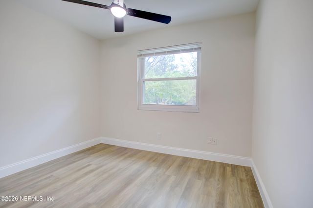 7227 WENDY Circle, Jacksonville, FL 32211
