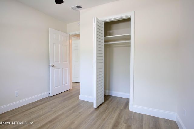 7227 WENDY Circle, Jacksonville, FL 32211