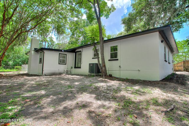 7227 WENDY Circle, Jacksonville, FL 32211