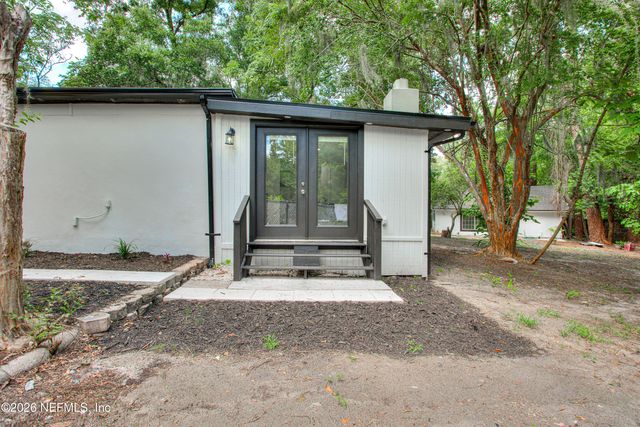 7227 WENDY Circle, Jacksonville, FL 32211