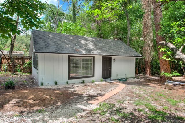 7227 WENDY Circle, Jacksonville, FL 32211