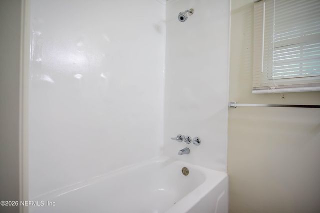 7227 WENDY Circle, Jacksonville, FL 32211