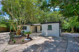 7227 WENDY Circle, Jacksonville, FL 32211